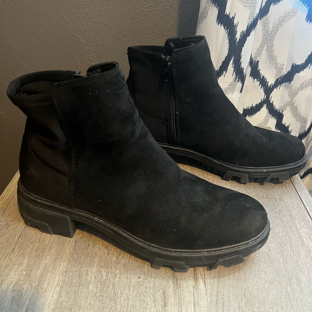 Unisa Black Ankle Booties